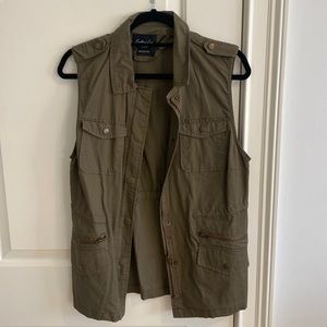 Endless Love Camp Green Utility Vest